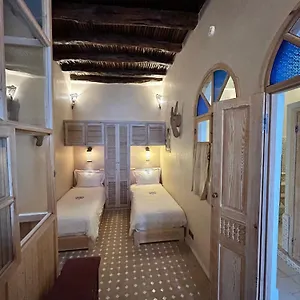 Beau En Medina, Lumineux Et Avec Terrasse Privee Sur Holiday home
